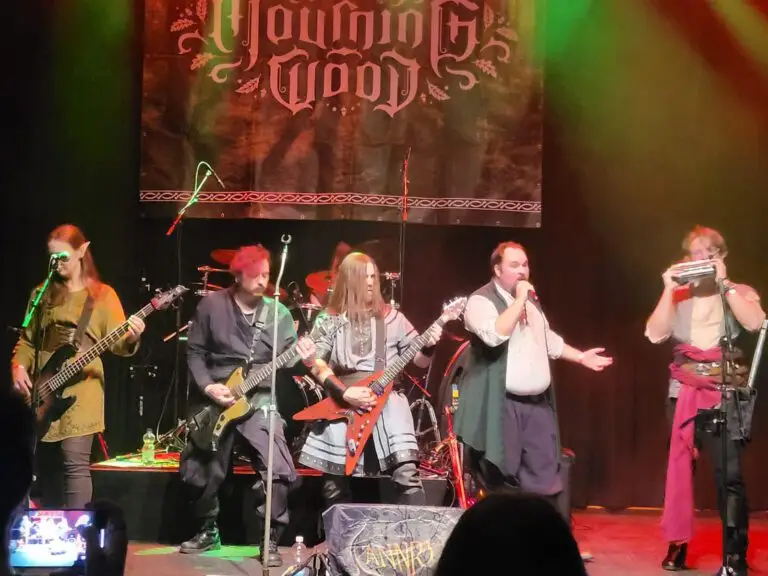 20 years chain of dogs jubileum stage 1